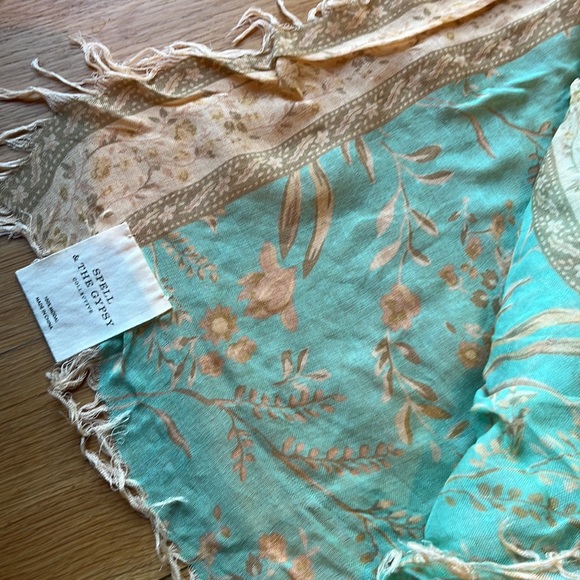 🌟 Host Pick 🌟 Spell Maisie Travel Scarf in Vintage Turquoise - Picture 11 of 11
